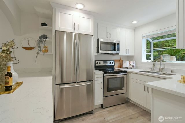 11435 105th Court NE, Kirkland, WA 98033
