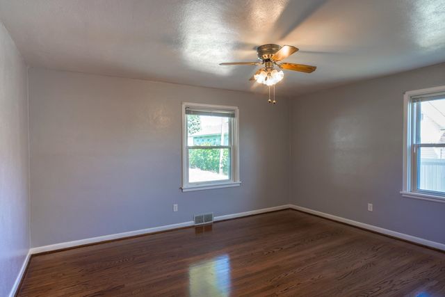 9607 E Upriver Dr, Spokane Valley, WA 99206