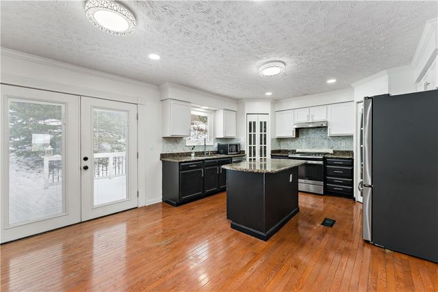 3360 Lenox Dr, Indiana Twp, PA 15238