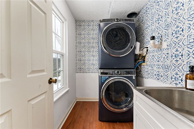 3360 Lenox Dr, Indiana Twp, PA 15238