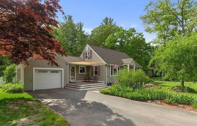 58 Campus Rd, Methuen, MA 01844