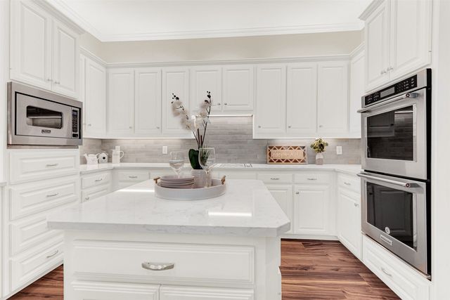 4017 BRIDGEPORT Drive, Plano, TX 75093