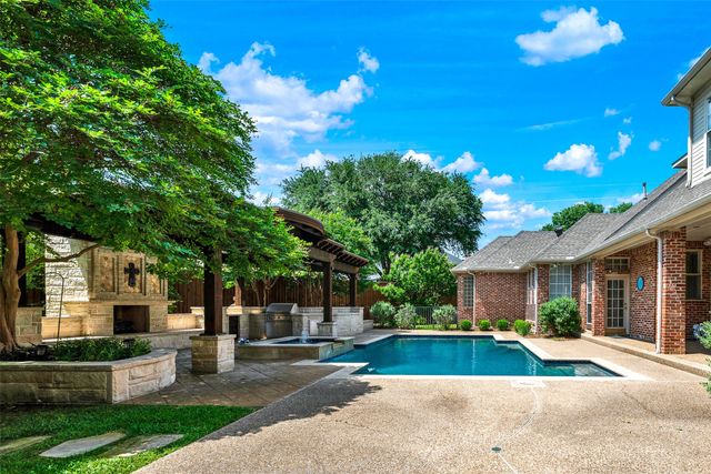 4017 BRIDGEPORT Drive, Plano, TX 75093