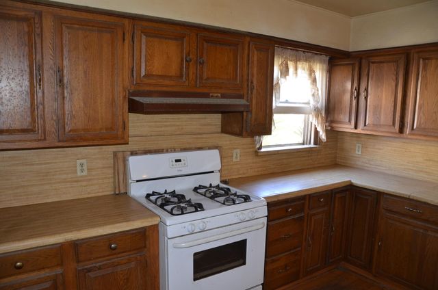 1109 N Willis Street, Visalia, CA 93291