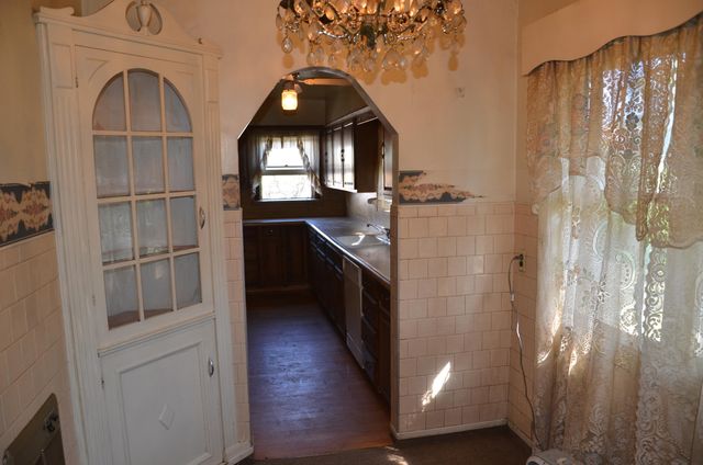 1109 N Willis Street, Visalia, CA 93291