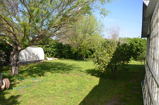 1109 N Willis Street, Visalia, CA 93291