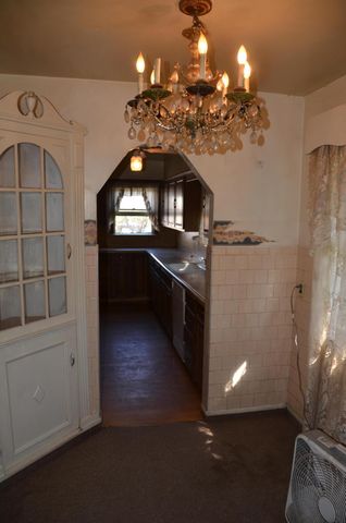 1109 N Willis Street, Visalia, CA 93291