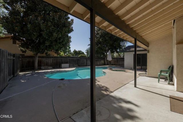 2601 Barrington Street, Bakersfield, CA 93309