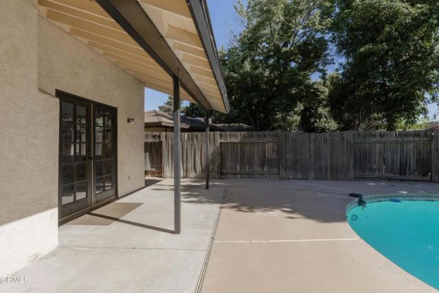 2601 Barrington Street, Bakersfield, CA 93309