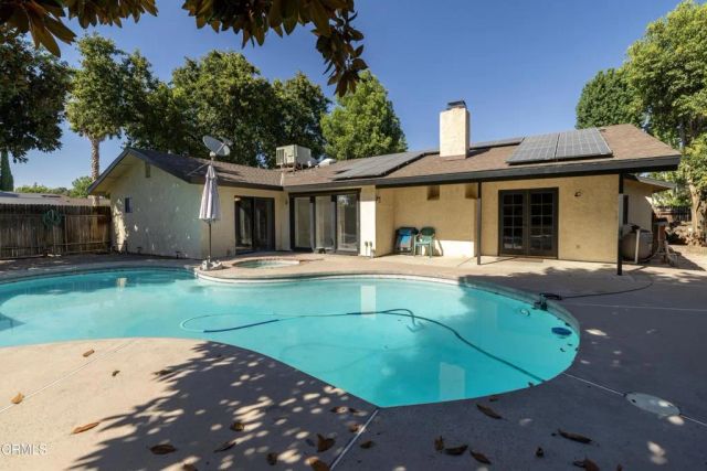2601 Barrington Street, Bakersfield, CA 93309