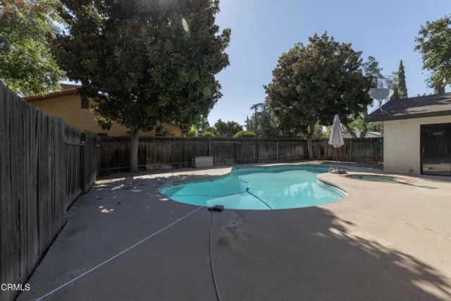 2601 Barrington Street, Bakersfield, CA 93309