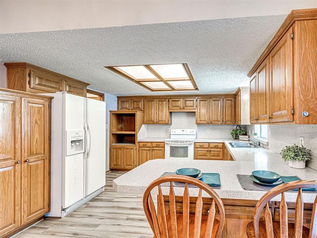 700 N Briarcliff Drive, Oklahoma City, OK 73170
