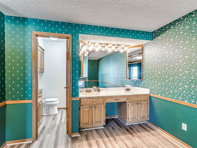 700 N Briarcliff Drive, Oklahoma City, OK 73170