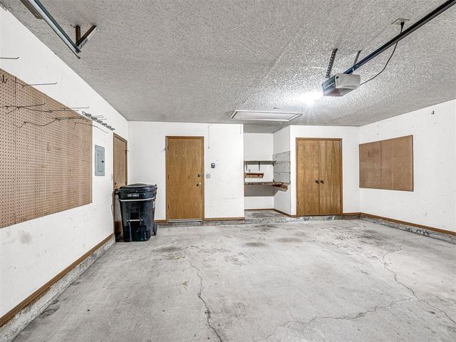 700 N Briarcliff Drive, Oklahoma City, OK 73170