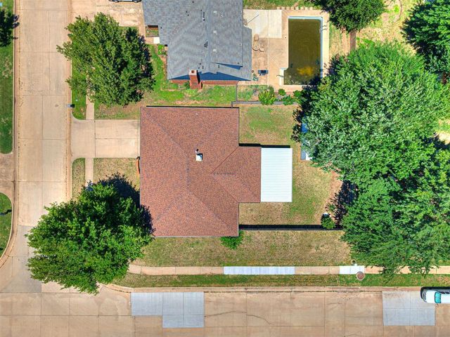 700 N Briarcliff Drive, Oklahoma City, OK 73170
