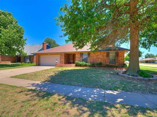 700 N Briarcliff Drive, Oklahoma City, OK 73170