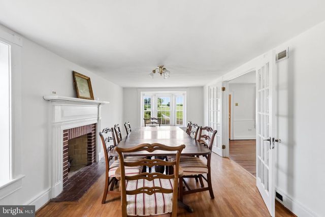 3105 APPLE PIE RIDGE RD, Winchester, VA 22603