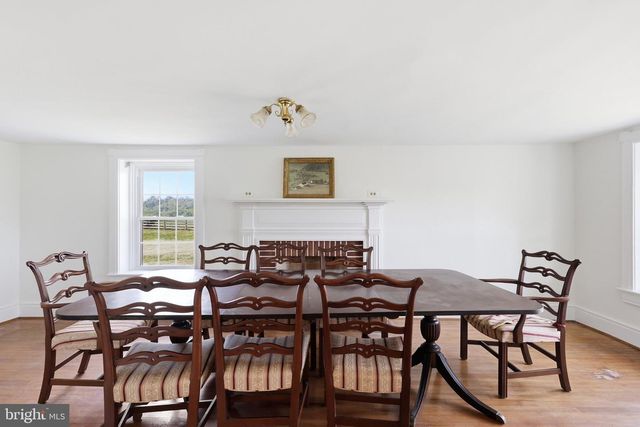 3105 APPLE PIE RIDGE RD, Winchester, VA 22603