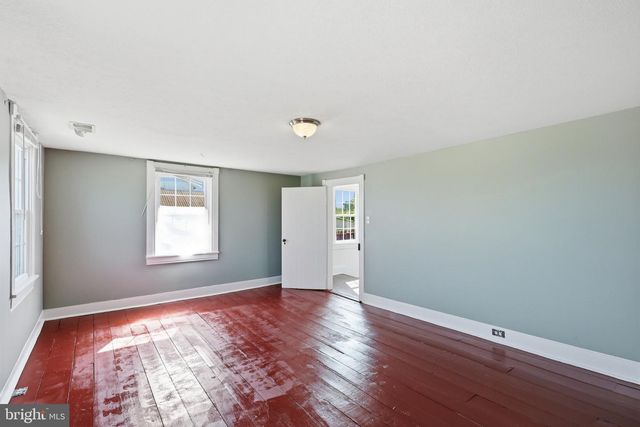 3105 APPLE PIE RIDGE RD, Winchester, VA 22603