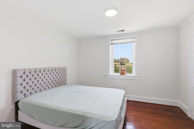 3105 APPLE PIE RIDGE RD, Winchester, VA 22603