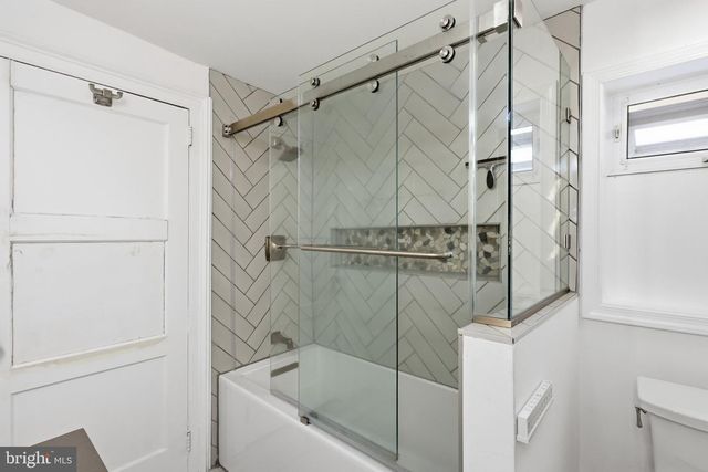 3105 APPLE PIE RIDGE RD, Winchester, VA 22603