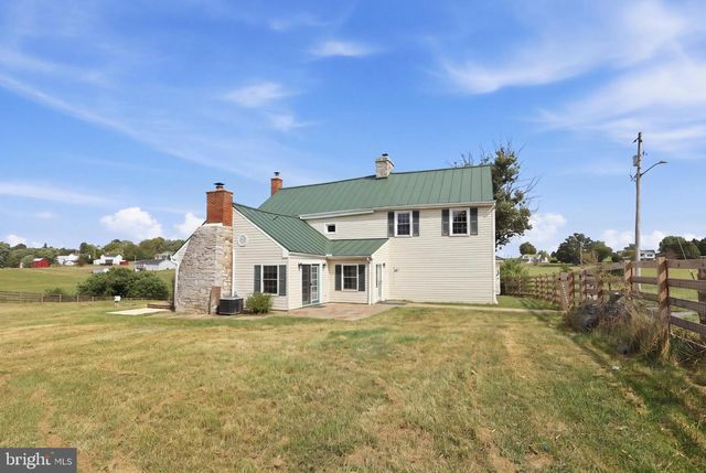 3105 APPLE PIE RIDGE RD, Winchester, VA 22603
