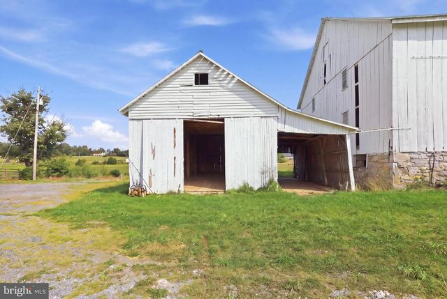3105 APPLE PIE RIDGE RD, Winchester, VA 22603