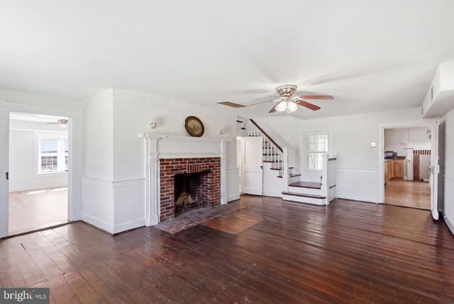 3105 APPLE PIE RIDGE RD, Winchester, VA 22603