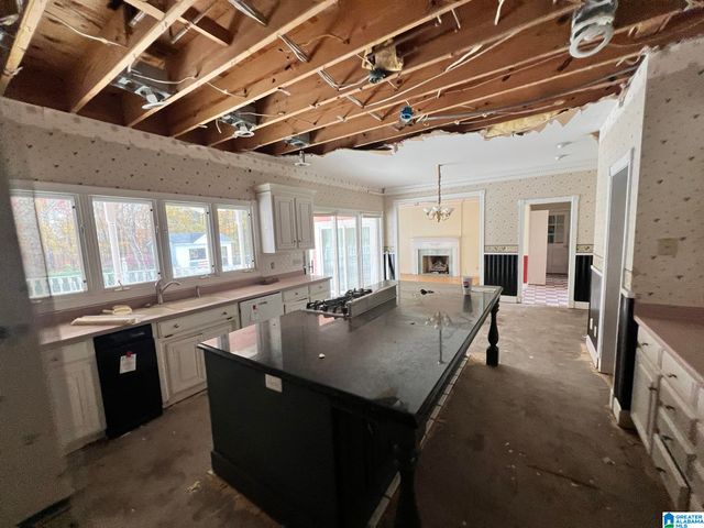 888 ROCK SPRINGS ROAD, Warrior, AL 35180