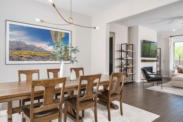691 E Nubra Valley Place, Oro Valley, AZ 85755