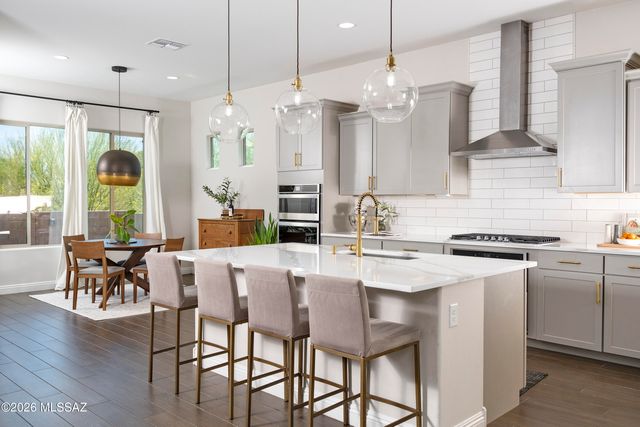 691 E Nubra Valley Place, Oro Valley, AZ 85755