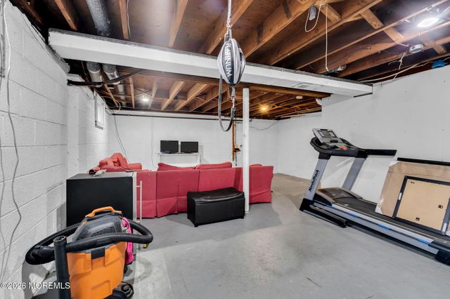 38 Hilltop Road, West Long Branch, NJ 07764