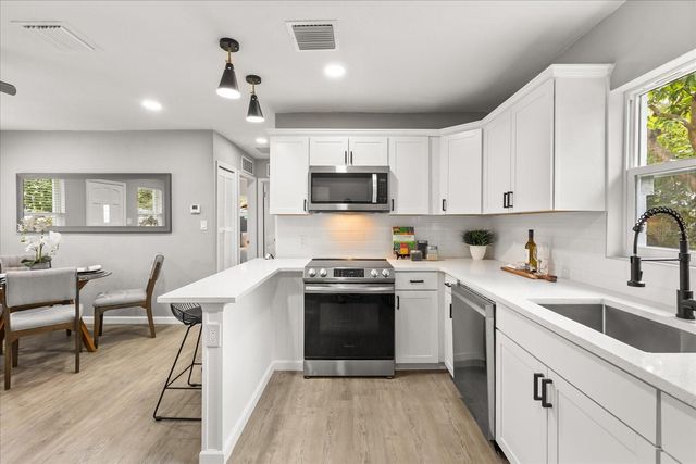 4808 MANDURIA STREET, Orlando, FL 32819