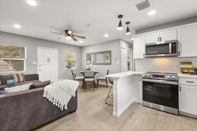 4808 MANDURIA STREET, Orlando, FL 32819