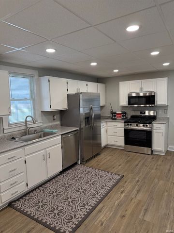 219 Center Street, Auburn, IN 46706