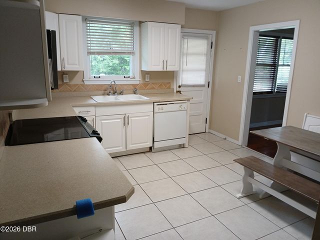 202 Tarragona Way, Daytona Beach, FL 32114