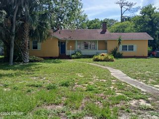 202 Tarragona Way, Daytona Beach, FL 32114
