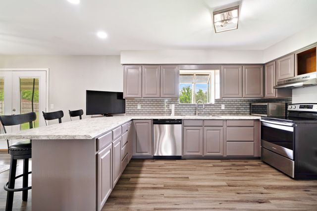 1250 CR 32240, Sumner, TX 75486