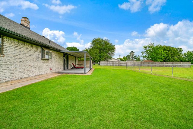 1250 CR 32240, Sumner, TX 75486