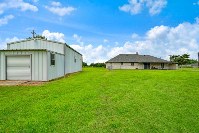 1250 CR 32240, Sumner, TX 75486