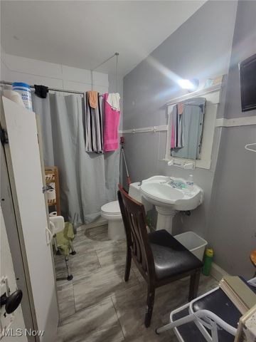 12508 Revere Avenue, Cleveland, OH 44105