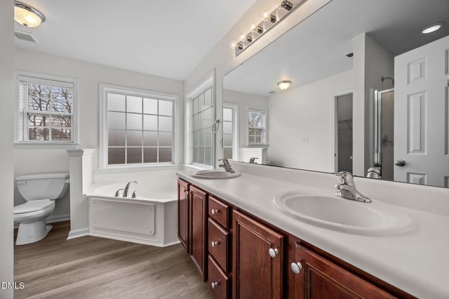 1305 Tawny View Lane, Raleigh, NC 27603