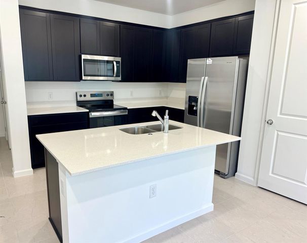 4237 Efendi Drive Nautical18-03, Lantana, FL 33462