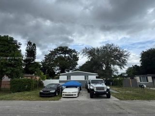 6351 Hayes Street, Hollywood, FL 33024