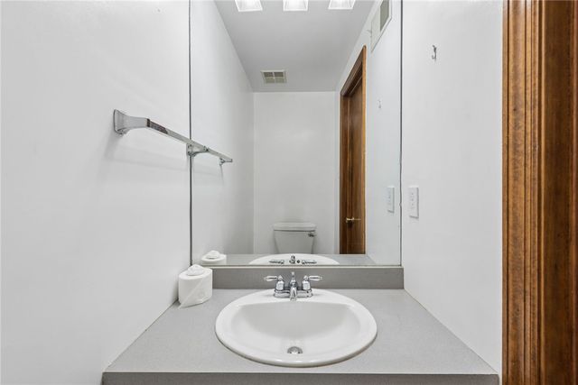 2242 Woodmont Dr, Murrysville, PA 15632