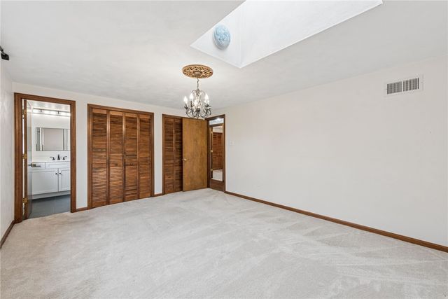 2242 Woodmont Dr, Murrysville, PA 15632