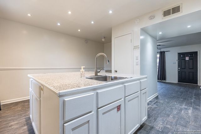 6427 Wurzbach Rd Apt 24, San Antonio, TX 78240