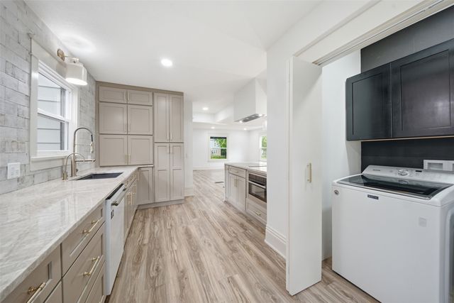2506 High Street, Des Moines, IA 50312