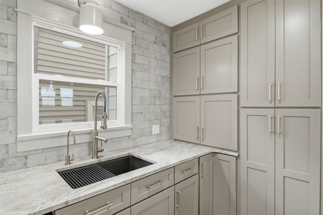 2506 High Street, Des Moines, IA 50312