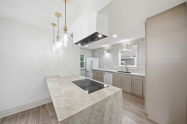 2506 High Street, Des Moines, IA 50312